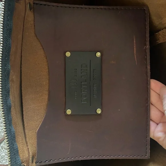 Portland Leather Goods Large Tote - Picture 4 of 4